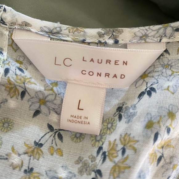 NWOT Blouse - Picture 4 of 4